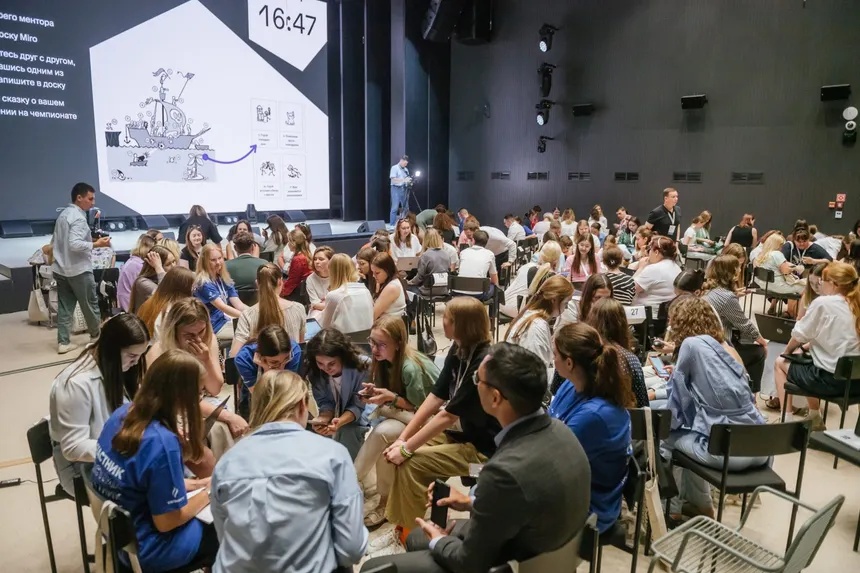 A youth workshop in progress